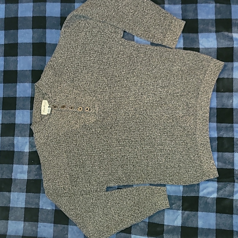 Vintage. Made in USA. Eddie Bauer. 100%cotton fisherman's sweater. Mens size L.